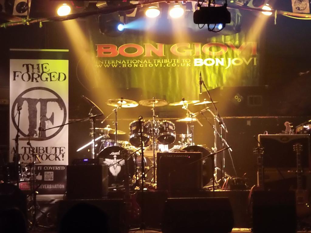 The Robin 2 Hotel Wolverhampton Esterno foto